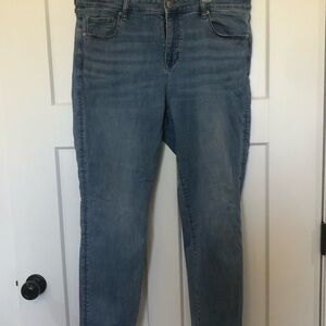 American Eagle Next Level Stretch Skinny Jeans size 18 Regular